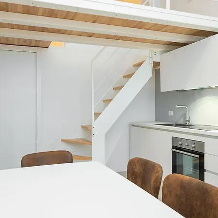 Hemeras Boutique Homes - Near Citylife Apartament
